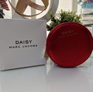 Daisy Marc Jacobs Pouch